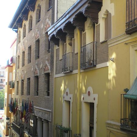 סרגוסה Apartamentos Turisticos Reyes Catolicos מראה חיצוני תמונה