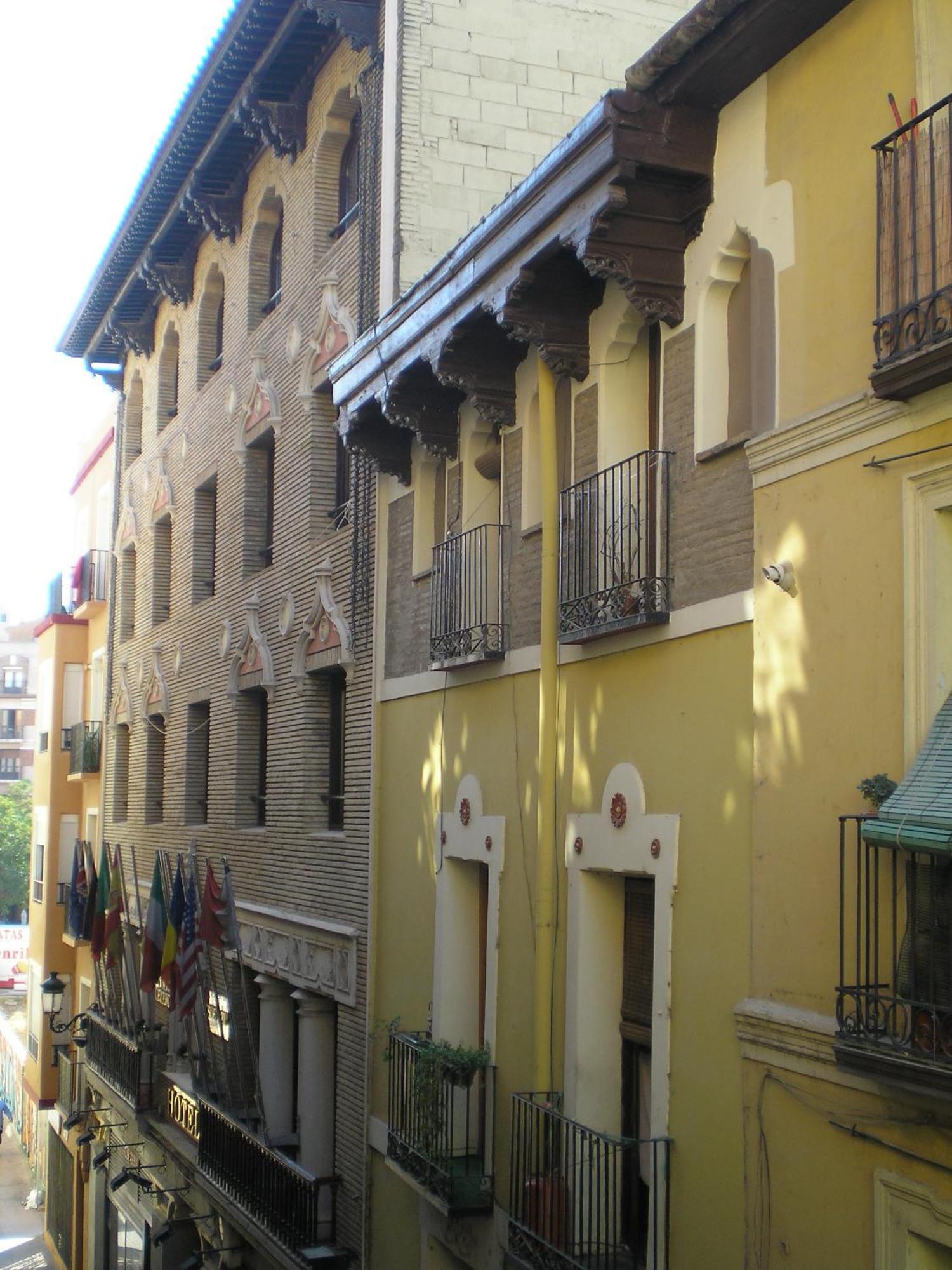 סרגוסה Apartamentos Turisticos Reyes Catolicos מראה חיצוני תמונה